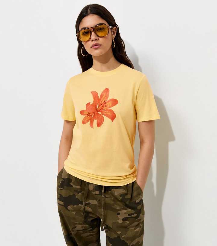 Light Yellow Cotton Tiger Lily Print Relaxed T-Shirt