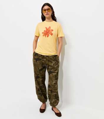 Light Yellow Cotton Tiger Lily Print Relaxed T-Shirt