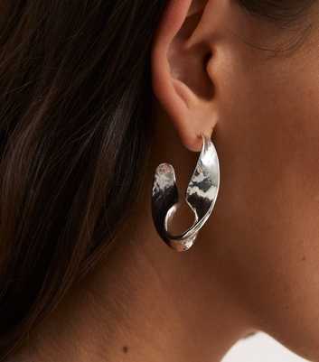 Silver Tone Large Chunky Hammered Wavy Hoop Earrings