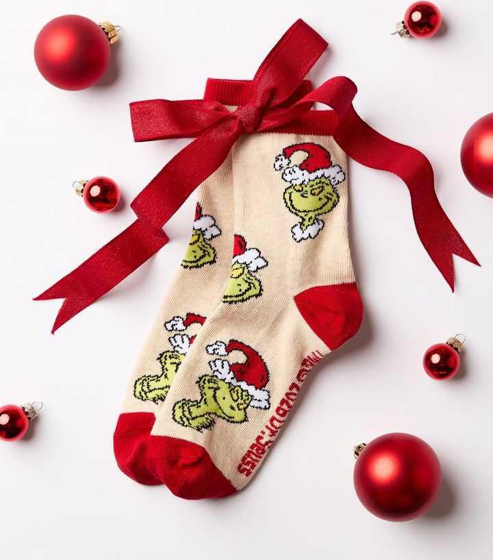 Red The Grinch Bow Pattern Ankle Socks