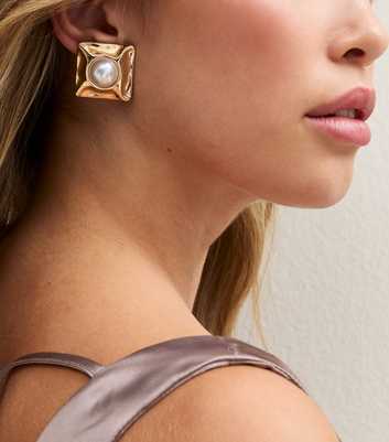 Gold Tone Faux Pearl Square Stud Earrings