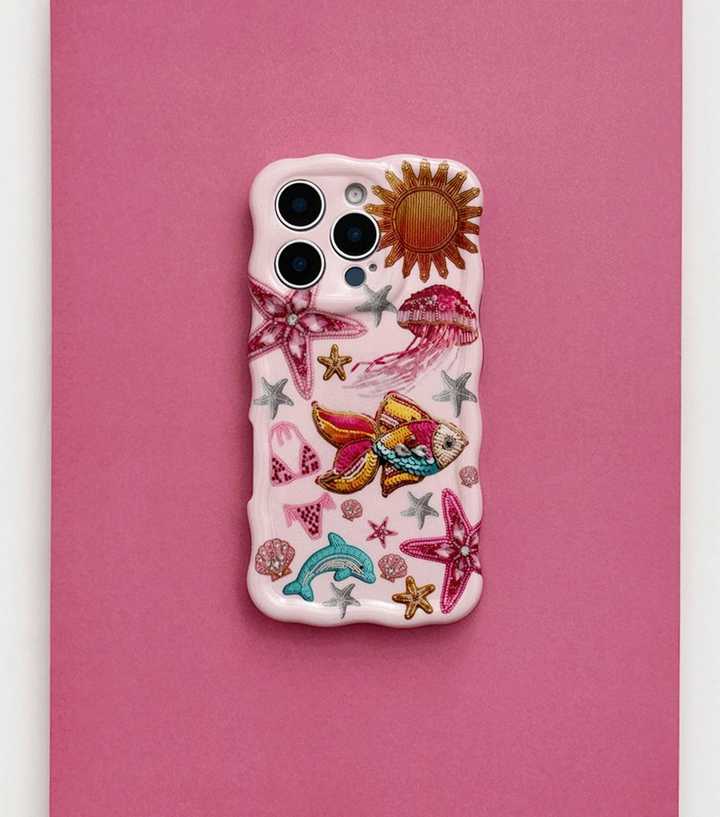Coconut Lane Paradise Print Wavy Phone Case