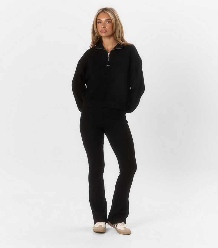 Peach:Fit Black Ribbed Flared Leggings
