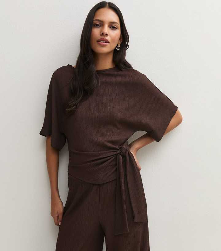 Dark Brown Crinkle Texture Tie Front Short Sleeve Top