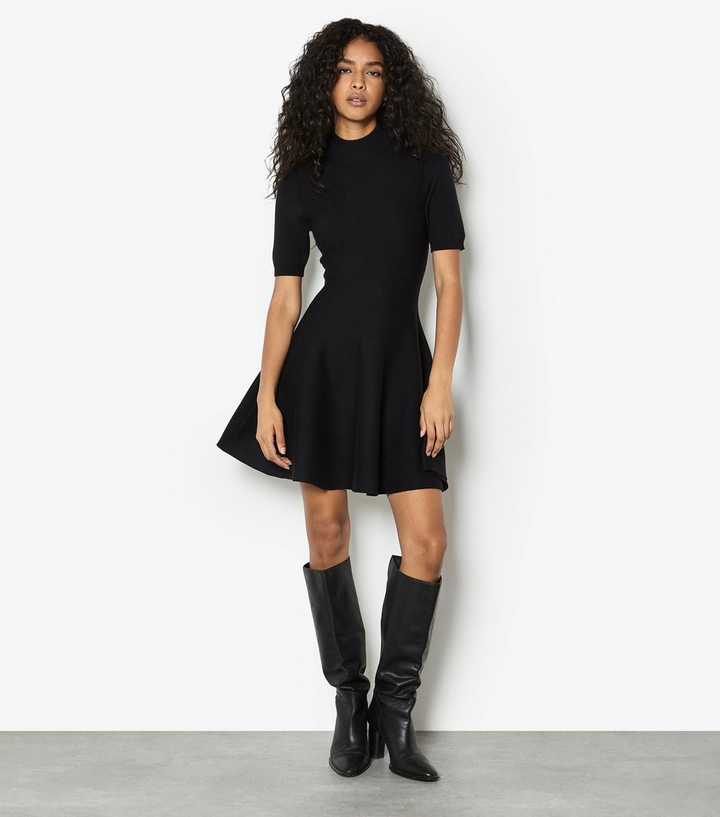 black knitted skater dress Apricot Short Sleeve Mini black skater dress outfit ideas
