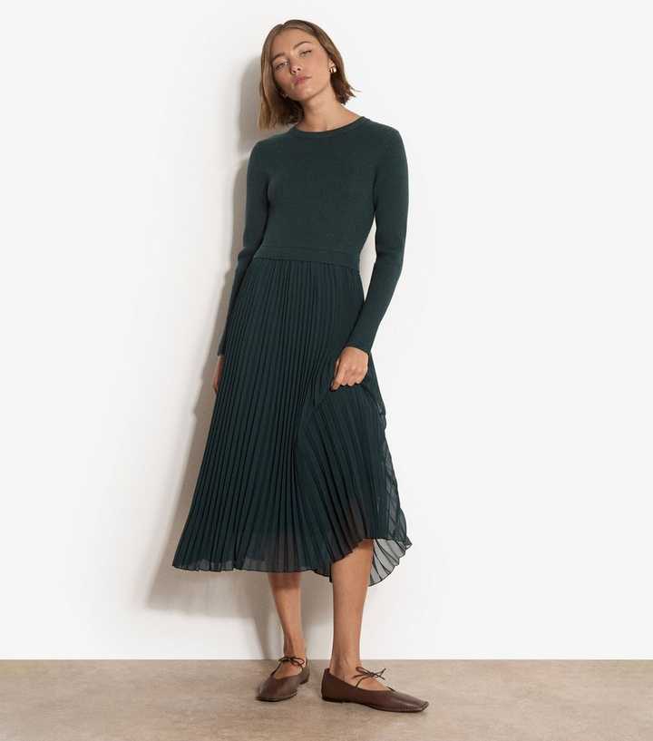 Apricot Dark Green Jumper Skirt Dress