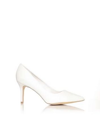 white court shoes